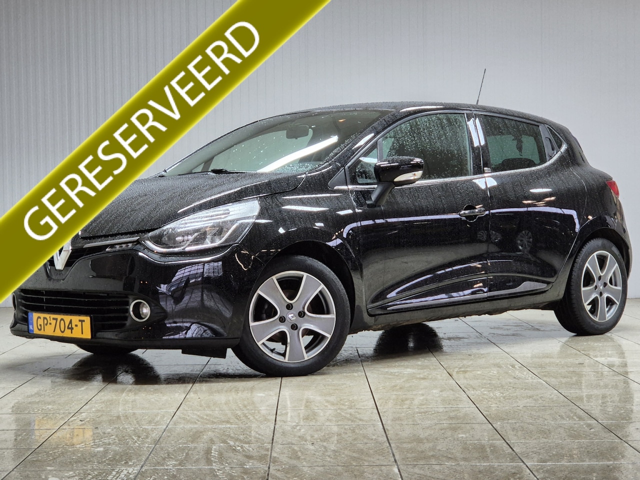 Renault Clio - 1.5 dCi ECO Night&Day/ Distributieset V.V 144.000KM!/ 16''LMV/ Airco/ Navi/ Cruise/ Blueto - AutoWereld.nl