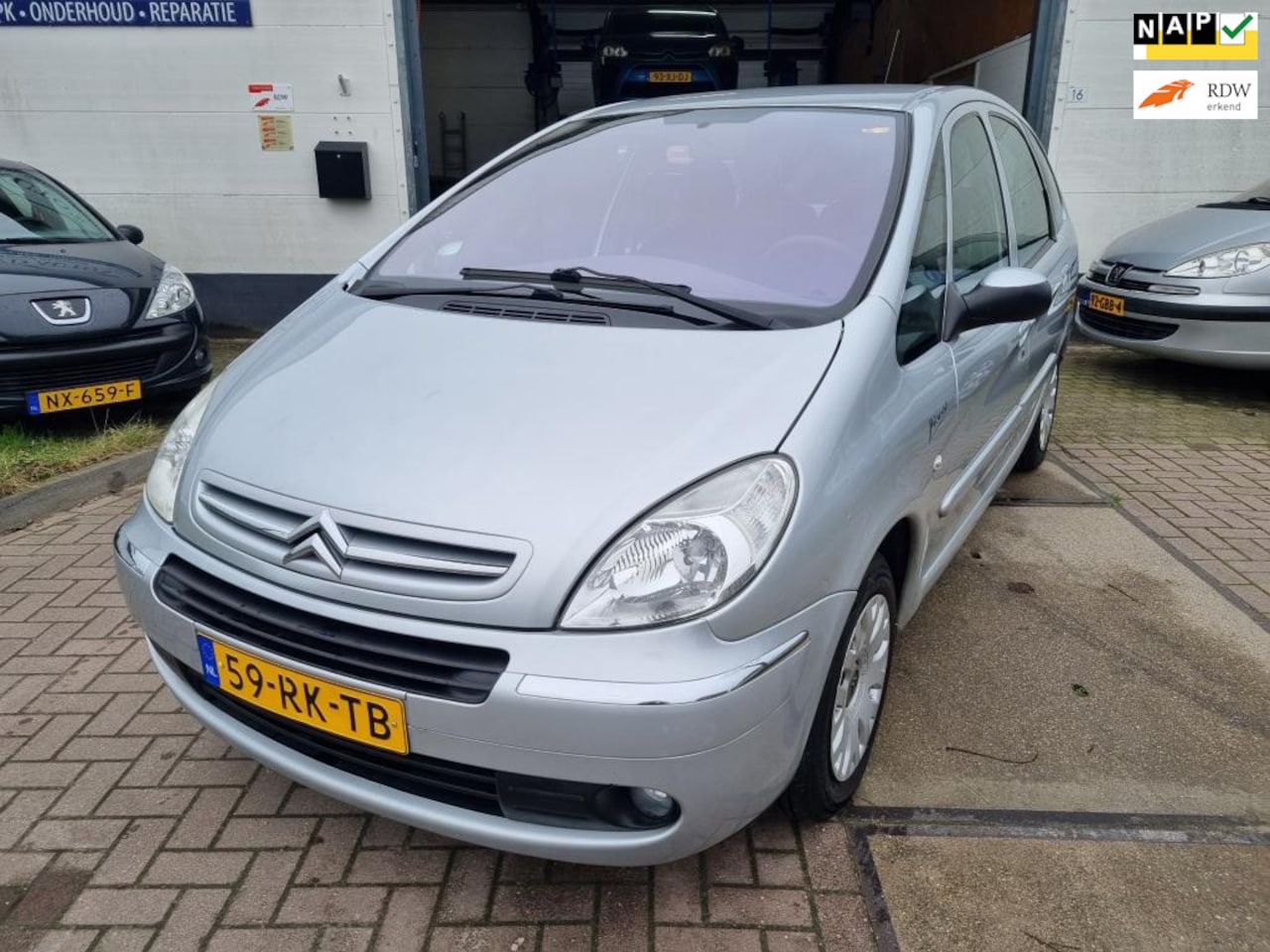 Citroën Xsara Picasso - 1.6i Attraction | 2e Eigenaar! - AutoWereld.nl