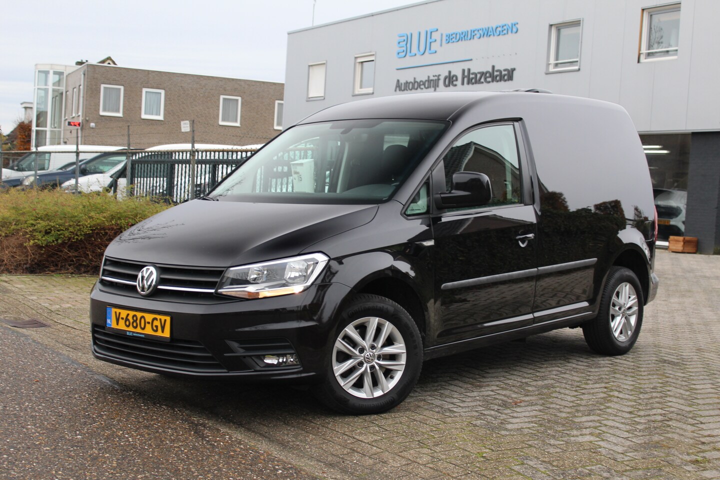 Volkswagen Caddy - 2.0 TDI 75PK Euro6 Highline ✓ leder interieur ✓ navigatie ✓ multifunct.stuur - AutoWereld.nl