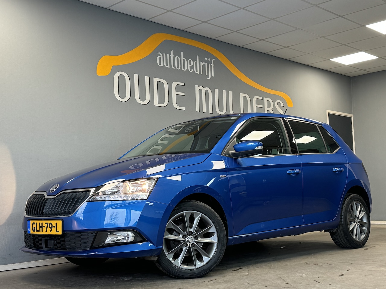 Skoda Fabia - 1.0 CruiseControl/Stoelverwarming/SmartLink - AutoWereld.nl