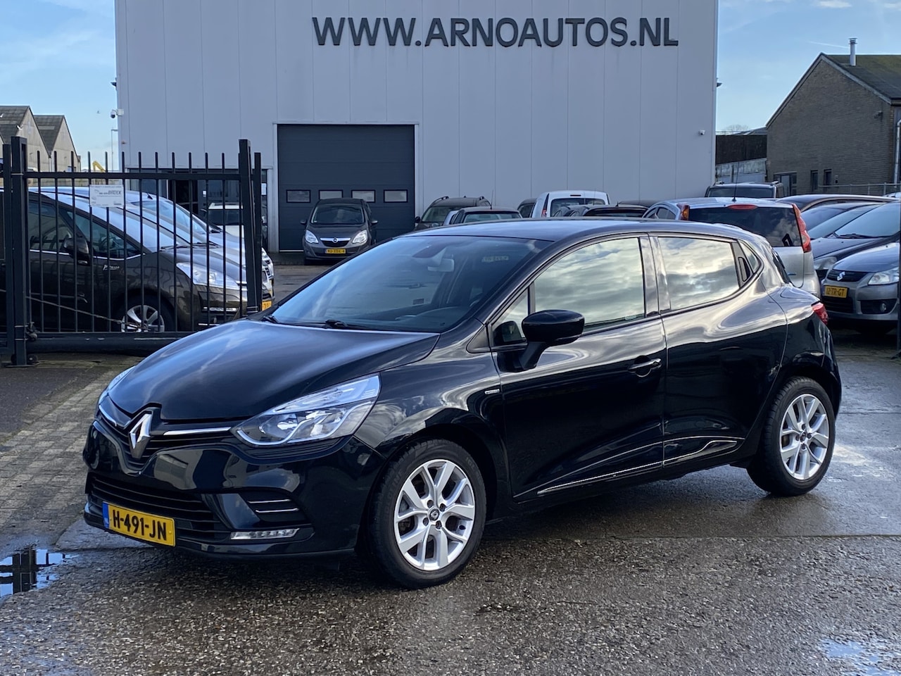 Renault Clio - 0.9 TCe Limited 0.9 TCe Limited, AIRCO(CLIMA), CRUISE CONTROL, PARKEERSENSOREN, GROOT NAVIGATIE, 4X ELEK-R - AutoWereld.nl