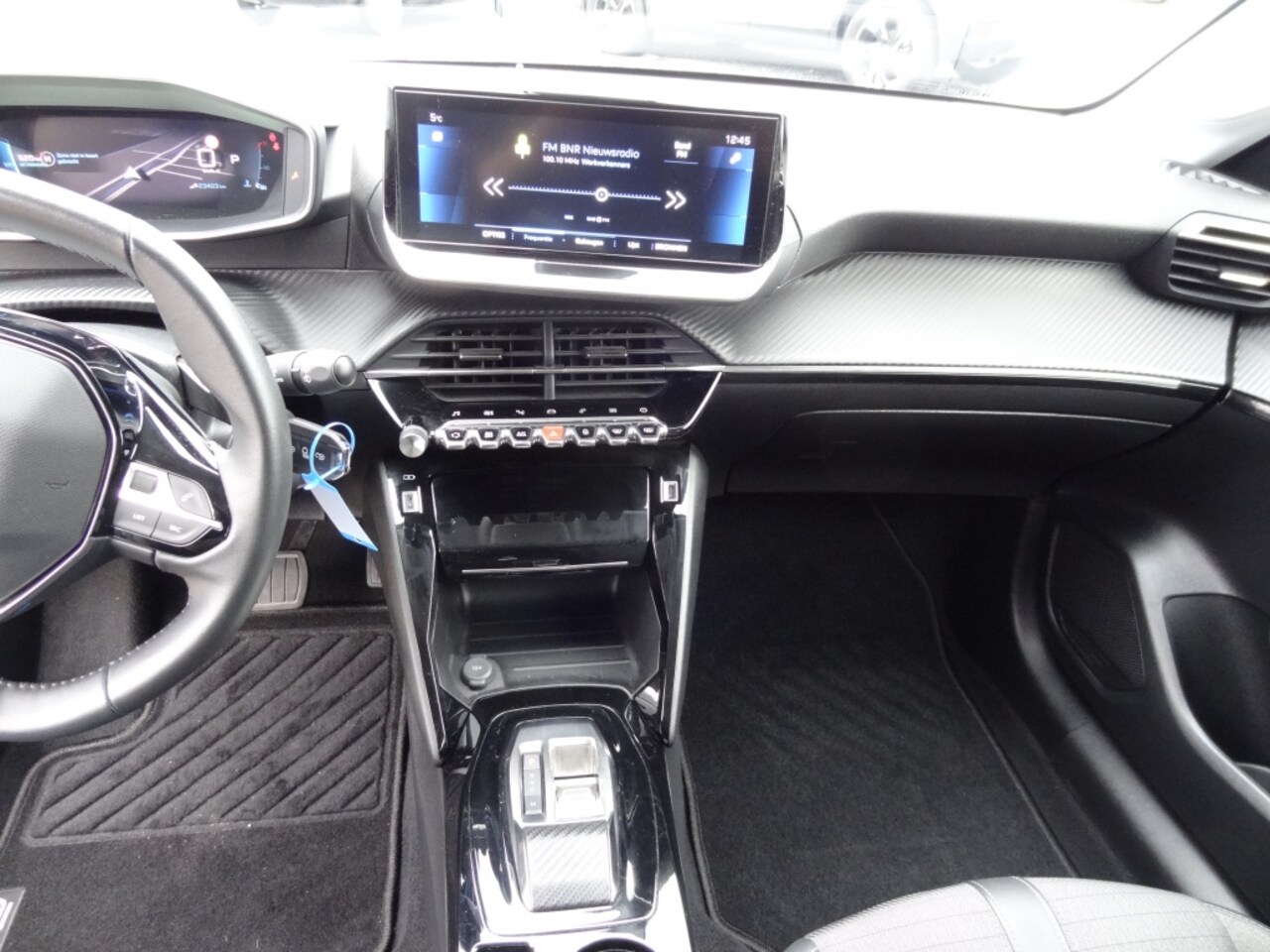 Peugeot 208 - 1.2 PT Aut. Allure Pack Navigatie
