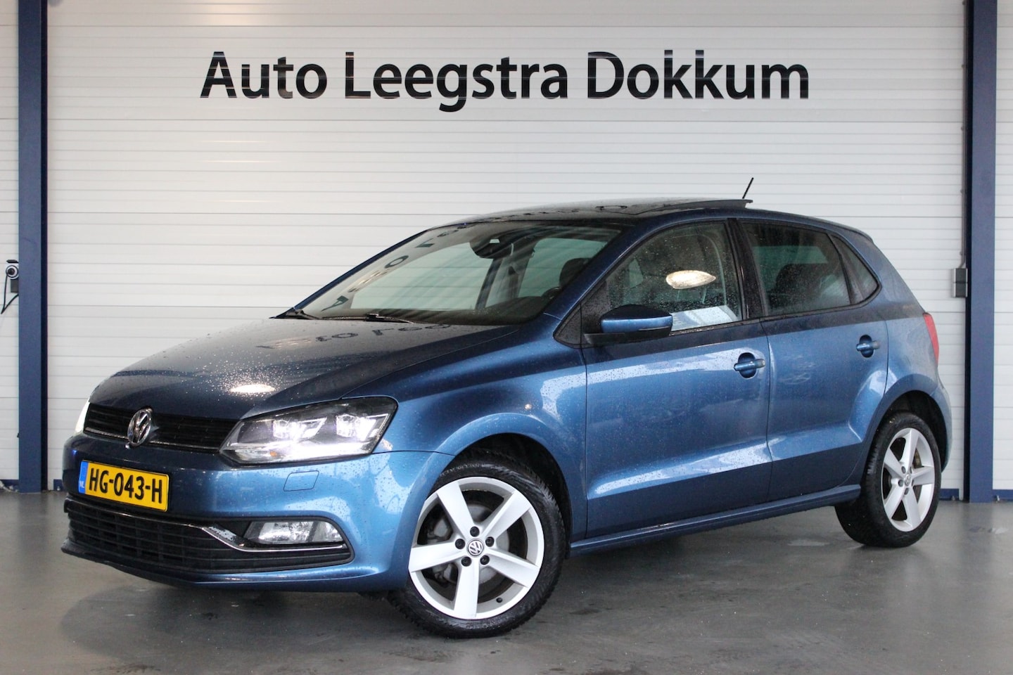 Volkswagen Polo - 1.2 TSI Highline Pano | LED | Alcantara | Clima | Cruise | Bluetooth | LMV - AutoWereld.nl