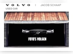 Volvo V60 - T4 190PK Automaat Business Sport | Trekhaak | Camera | Blis | ACC | Leder | Stoelverwarmin