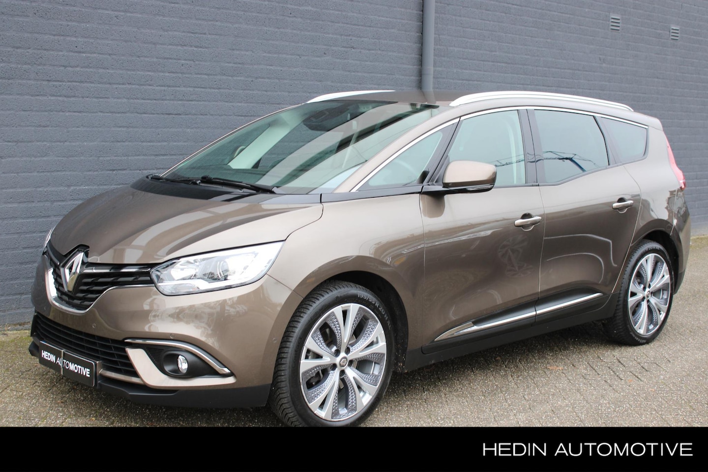 Renault Grand Scénic - 1.3 TCe 140 PK Intens EDC NL-Auto | Automaat | Navigatie | Camera | Adaptieve Cruise Contr - AutoWereld.nl