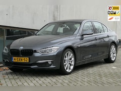 BMW 3-serie - 320i EfficientDynamics Edition Executive NAP Navigatie Sportstoelen Stoelverwarming