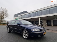 Volvo V70 - 2.4 Comfort Line AUT CRUISE AIRCO ELEC.PAKET