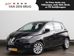 Renault Zoe - R135 Intens 52 kWh 136pk | €2000 Subsidie | Navigatie | Stoelverwarming | PDC + Camera | C