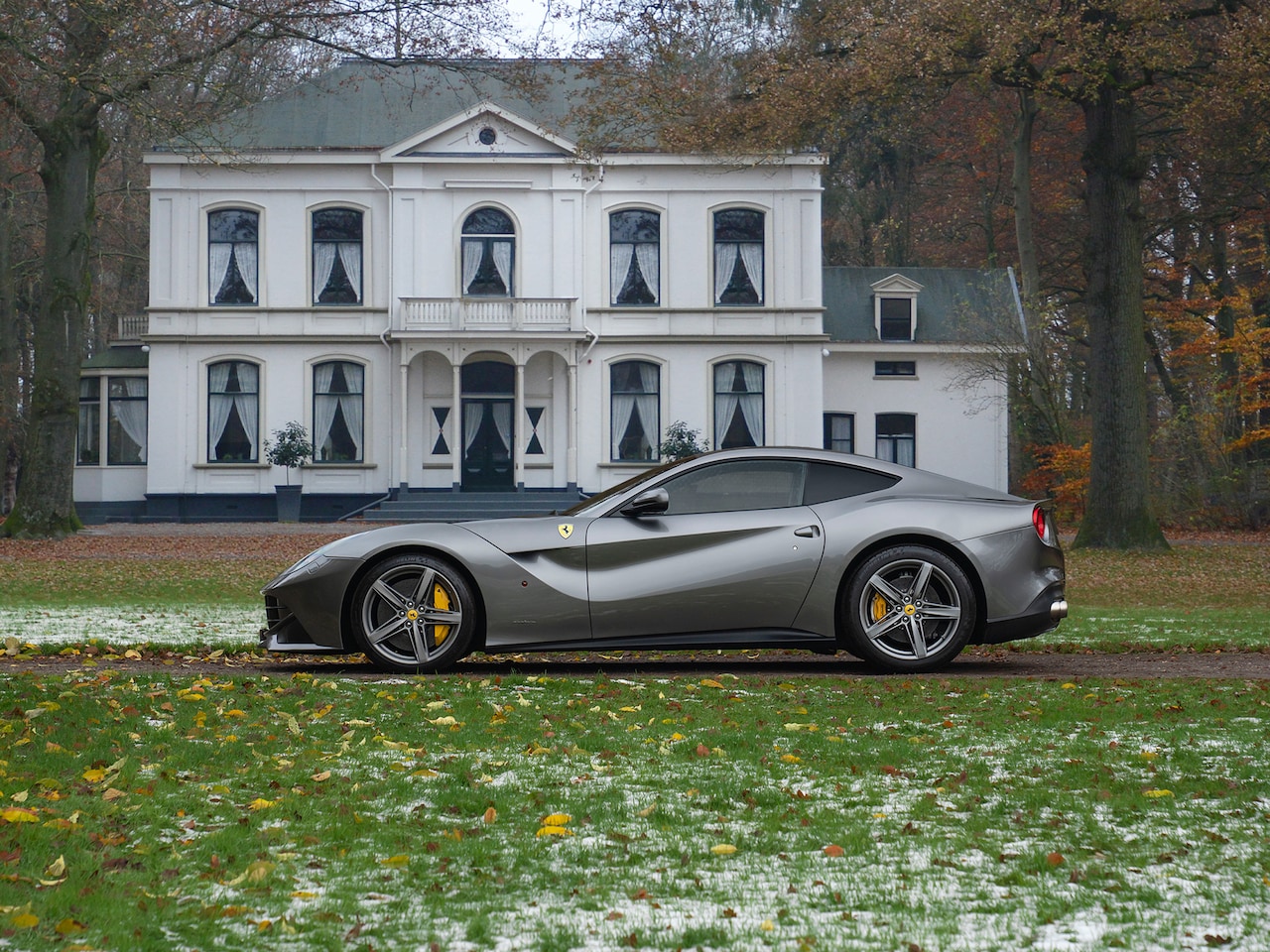 Ferrari F12 - Berlinetta | Daytona Seats | Grigio Ferro | Pass. display | New Power - AutoWereld.nl