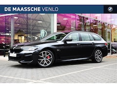 BMW 5-serie Touring - 530e xDrive High Executive M Sport Automaat / Panoramadak / Trekhaak / Massagefunctie / La