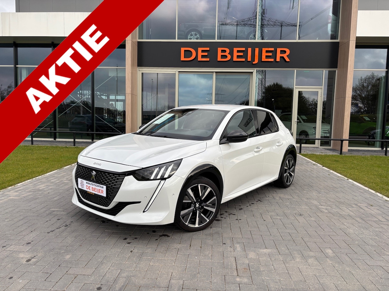 Peugeot 208 - 1.2 GT 100pk Navi I Camera I Full Led - AutoWereld.nl