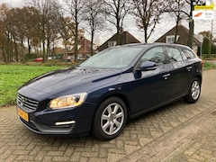 Volvo V60 - 1.6 D2 Summum AUTOMAAT NAP ZEER MOOI