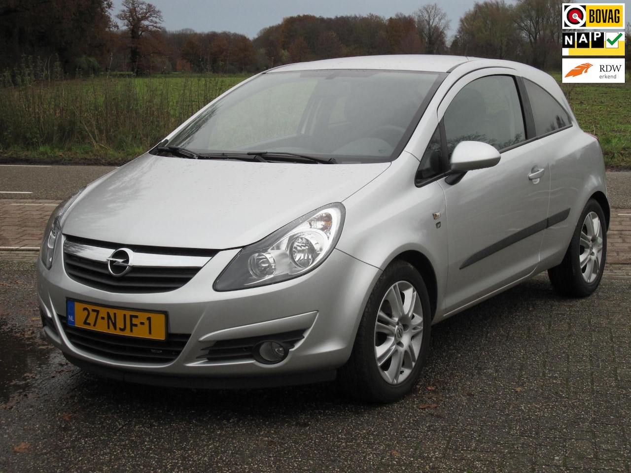 Opel Corsa - 1.2-16V '111' Edition AUTOMAAT - AutoWereld.nl