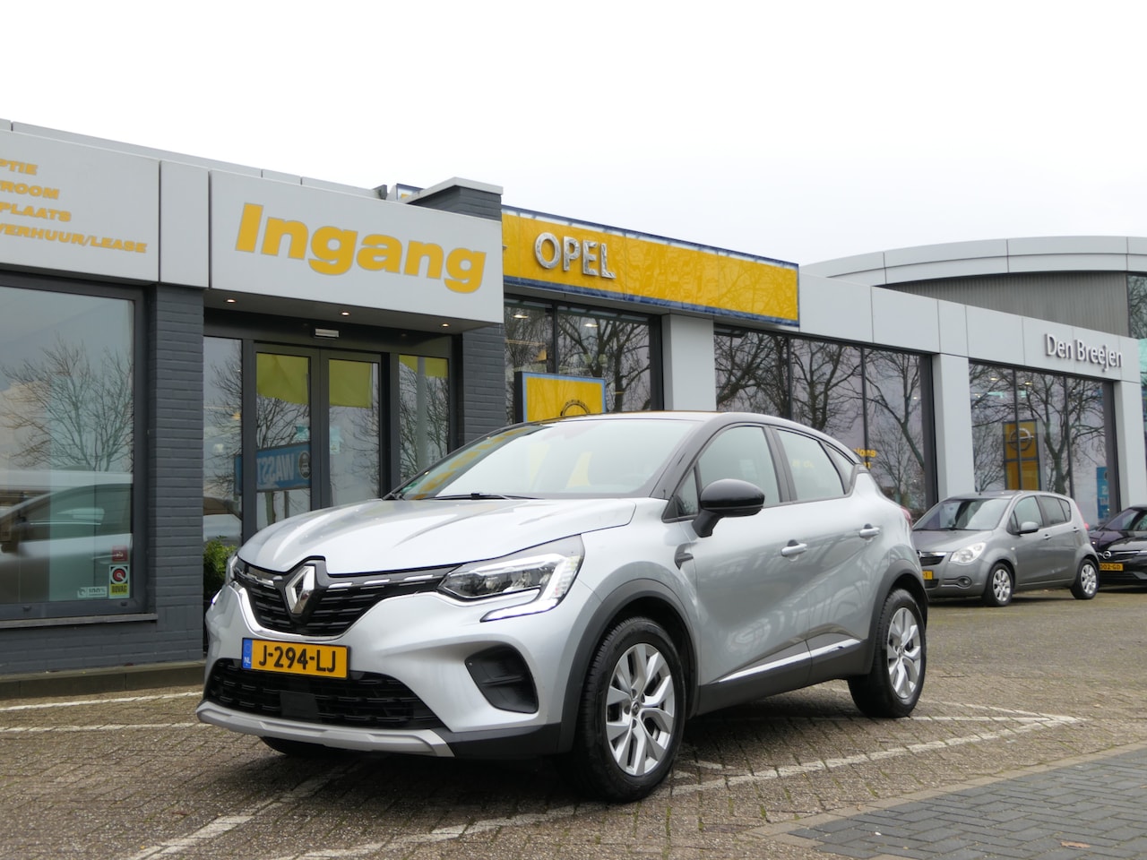 Renault Captur - 1.0 TCe 100 Zen | LED Koplampen | DAB | Parkeersens. | 17" LMV - AutoWereld.nl