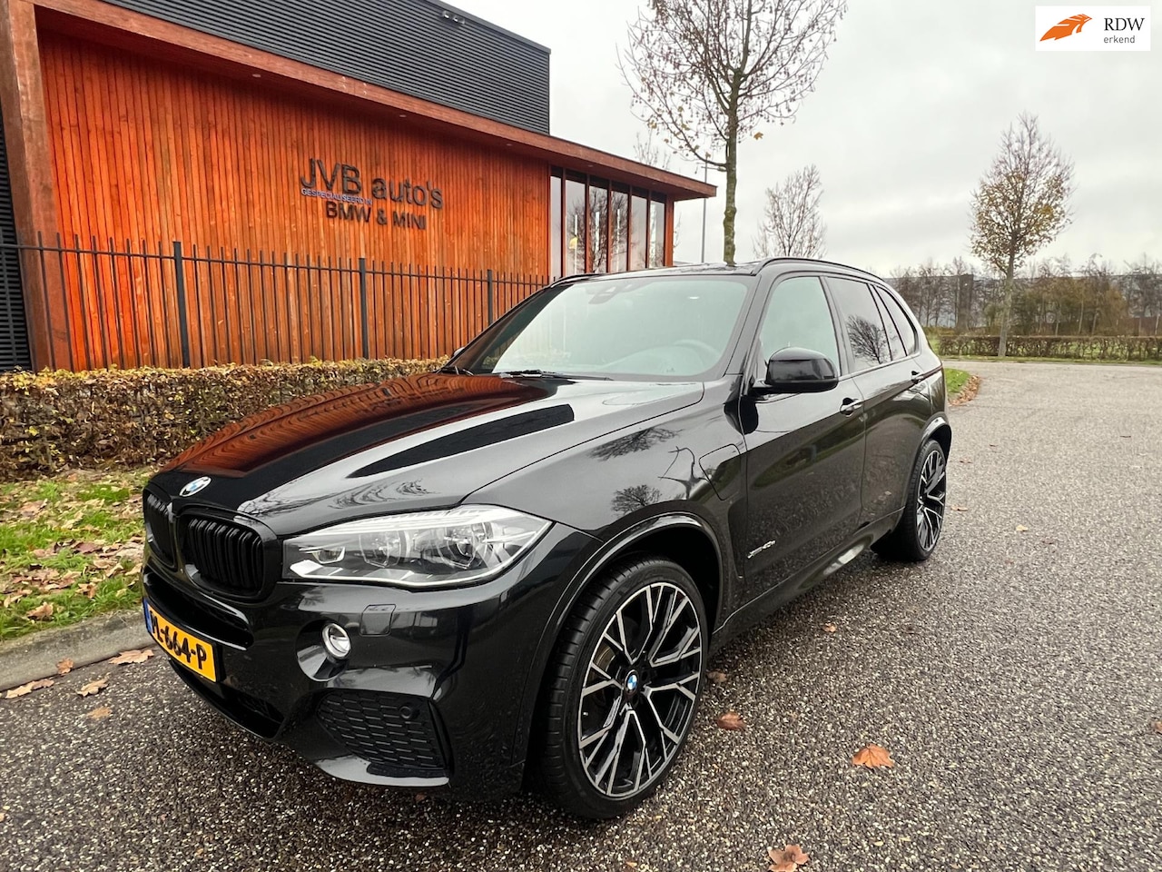 BMW X5 - XDrive40e M-sport, 22", alcantara hemel, pano, H&K audio, trekhaak - AutoWereld.nl