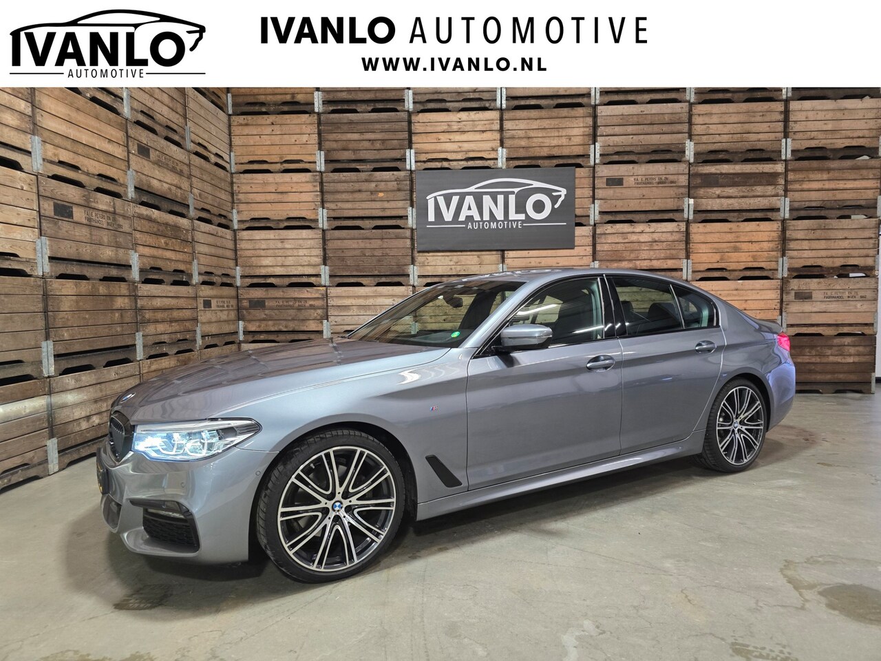 BMW 5-serie - 520i High Executive Edition Leder HUD Navi Camera LM - AutoWereld.nl