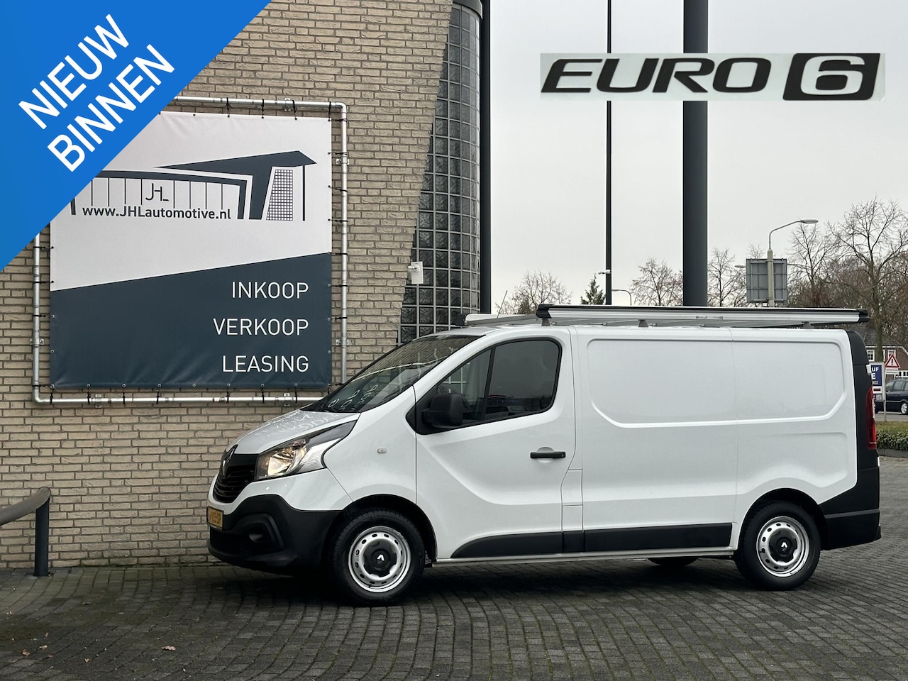 Renault Trafic - 1.6 dCi T27 L1H1 Comfort*A/C*HAAK*NAVI*IMPERIAAL* - AutoWereld.nl