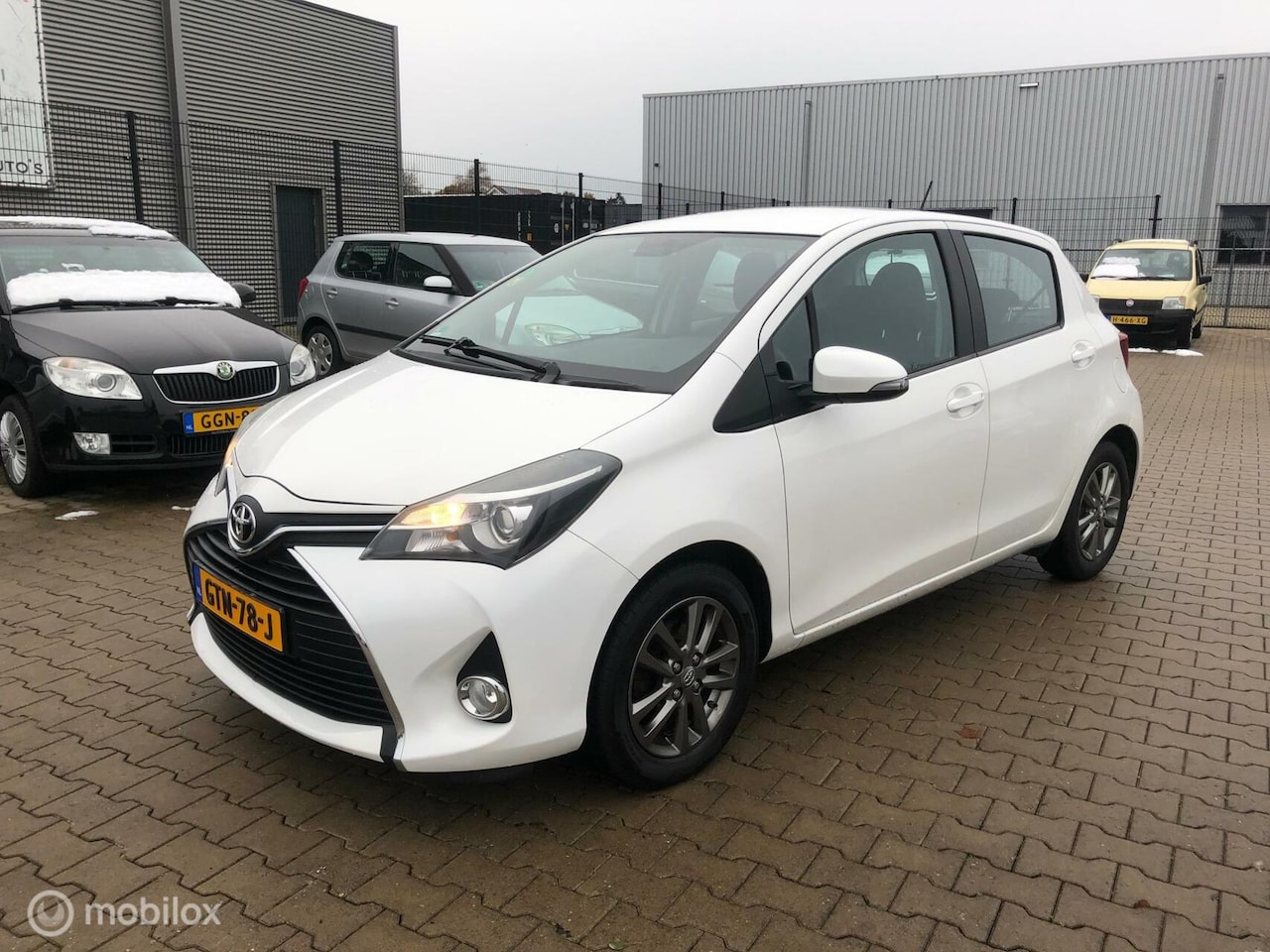 Toyota Yaris - 1.0 VVT-i 5DRS AIRCO CAMERA LMV - AutoWereld.nl