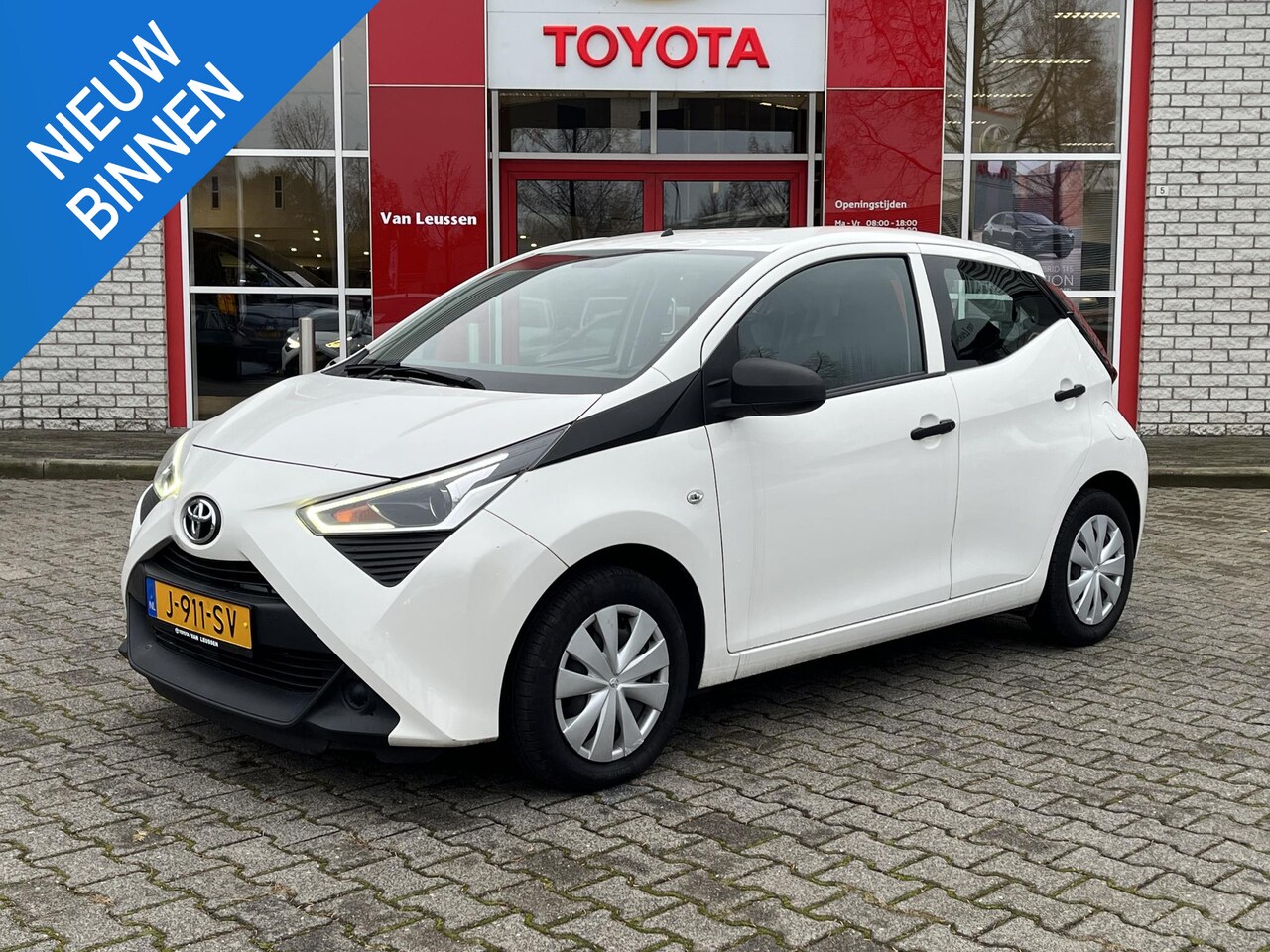 Toyota Aygo - 1.0 VVT-i x-fun AIRCO BLUETOOTH AUDIO-STUURWIELBED. USB 1E-EIG NL-AUTO - AutoWereld.nl