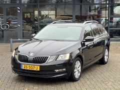 Skoda Octavia Combi - 1.0 TSI Greentech Ambition Business Automaat/Navigatie/Cruise/Stoelverwarming/