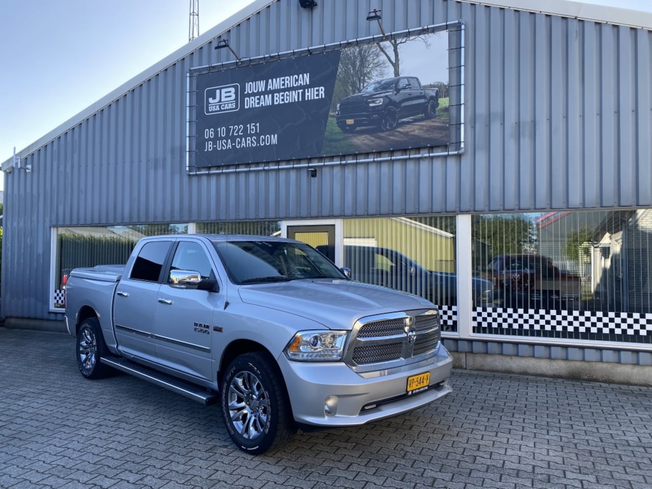 Dodge Ram - Limited 5.7 V8 4x4 L-Luchtvering. N.A.P. - AutoWereld.nl