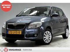 Skoda Fabia - 1.6-16V Ambition/ Automaat/ Airco/ Cruise/ Radio-CD+AUX&USB/ Elek.Pakket/ Isofix/ Metallic