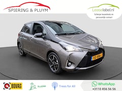 Toyota Yaris - 1.5 Hybrid Bi-Tone Plus Pano dak weinig, kilometers