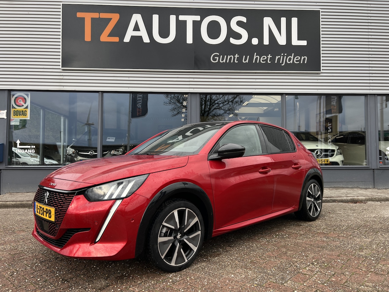 Peugeot e-208 - EV GT 350 50 kWh € 13.999 ex btw/ sepp - AutoWereld.nl