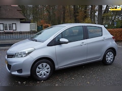 Toyota Yaris - 1.0 VVT-i Aspiration 5 Drs Airco Parkeercamera