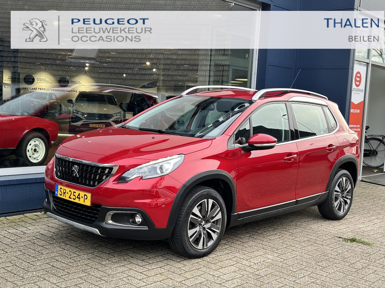 Peugeot 2008 - 1.2 Turbo 110 PK Allure | Navigatie | Hoge Zitpositie | Climate Control | Cruise Control | - AutoWereld.nl