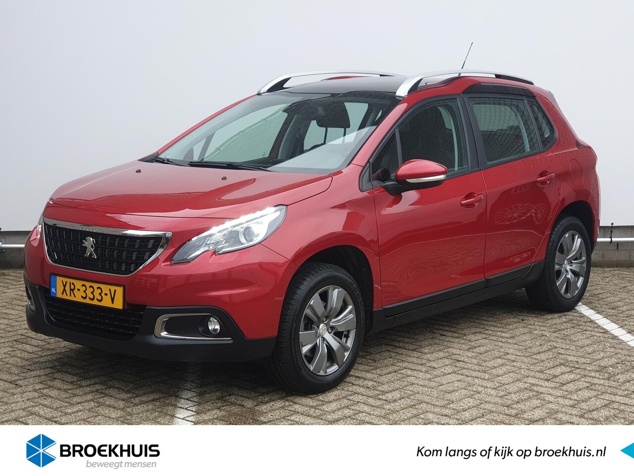 Peugeot 2008 - BLUE LION | 130PK | LM VELGEN | SENSOREN ACHTER | Apple Carplay / Android Auto - AutoWereld.nl