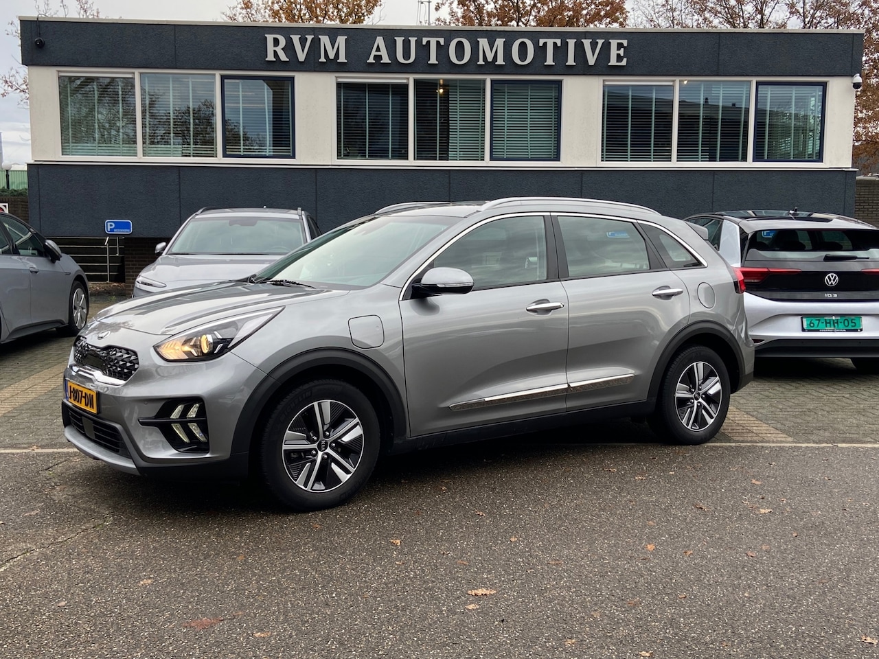 Kia Niro - 1.6 GDi PHEV DynamicLine ORIG. NL. NAP KM. | CAMERA | DEALERONDERHOUDEN | KIA GARANTIE T/M - AutoWereld.nl