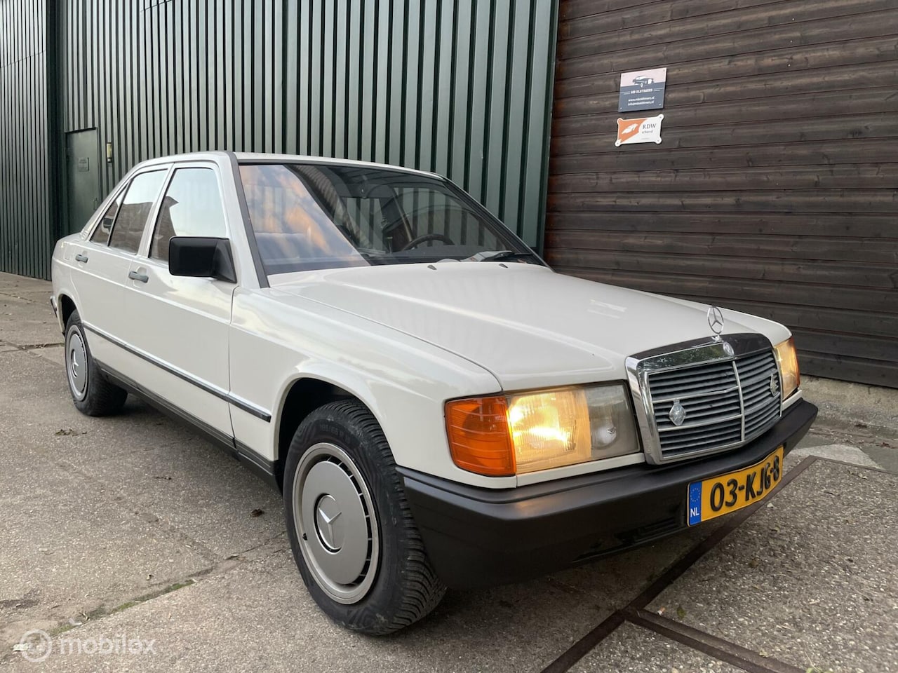 Mercedes-Benz 190-serie - 2.0 E 2.0 E - AutoWereld.nl