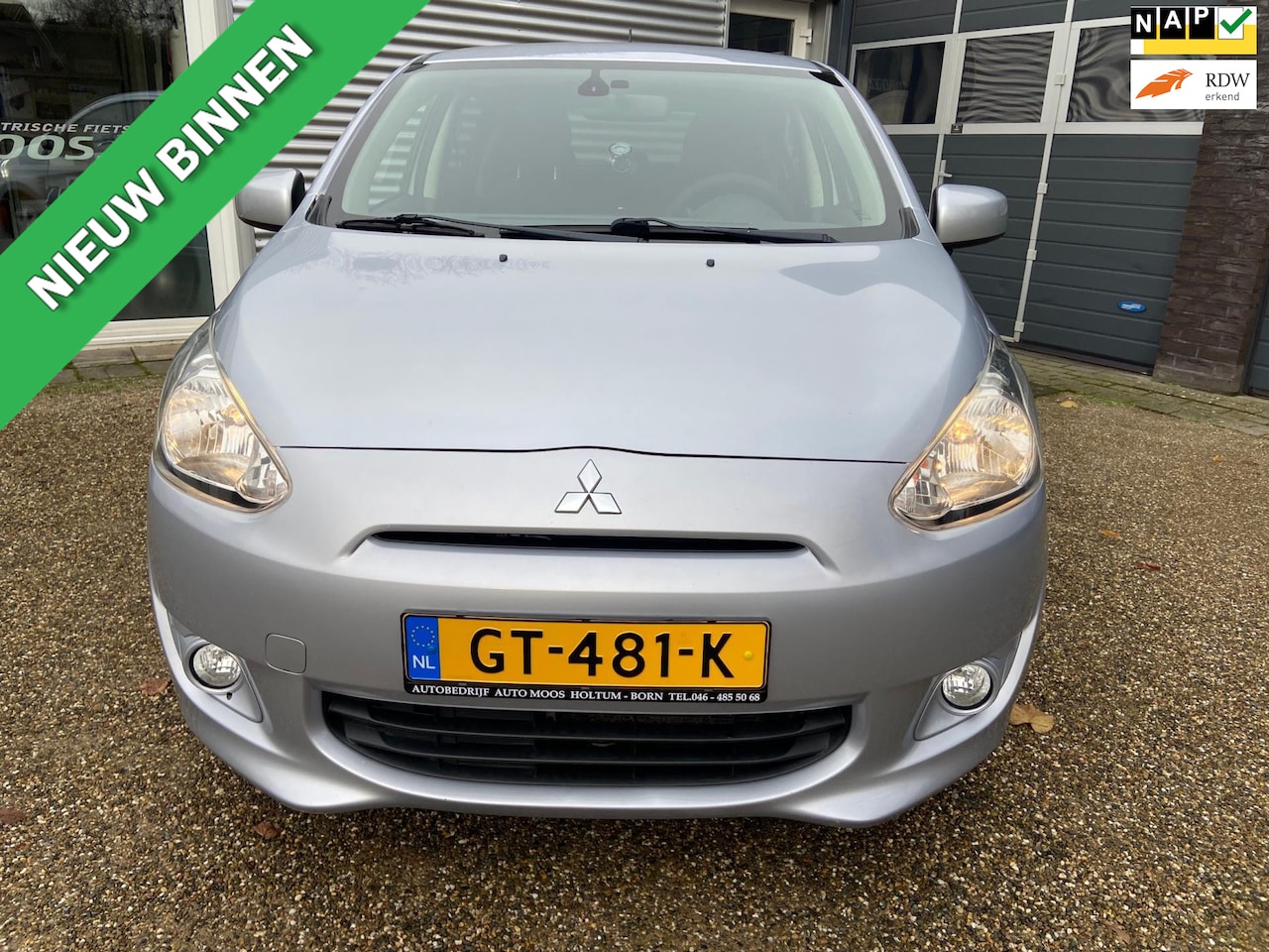 Mitsubishi Space Star - 1.0 Bright lage km std met airco winterbanden - AutoWereld.nl