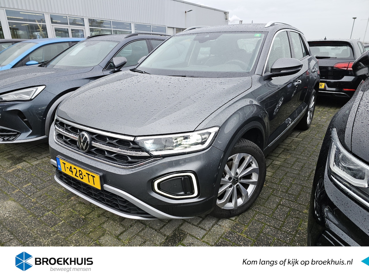 Volkswagen T-Roc - 1.5 TSI 150pk Style | FABRIEKSGARANTIE TOT 09-2027 | Afneembare trekhaak | Adaptive cruise - AutoWereld.nl