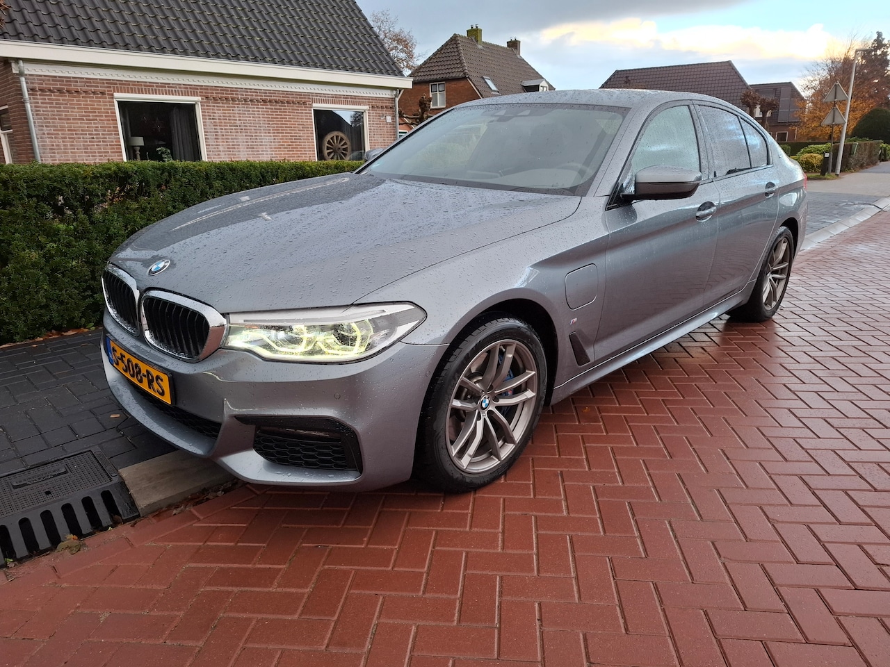 BMW 5-serie - 530e iPerformance High Executive Edition - AutoWereld.nl