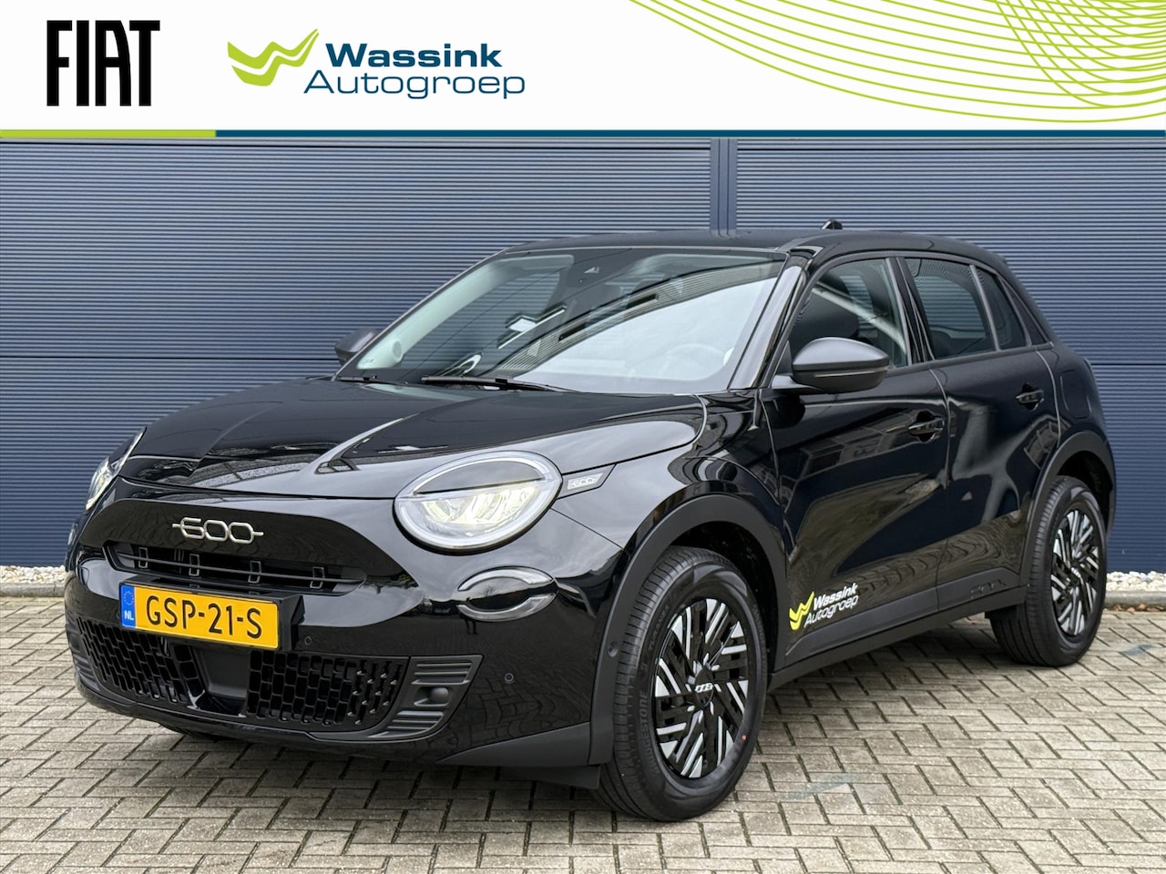 Fiat 600 - 1.2 Hybrid 136pk Aut Urban | Carplay | Camera | Climate control | LED - AutoWereld.nl