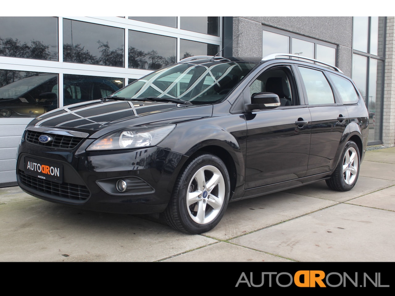 Ford Focus Wagon - 1.6-16v 101 Pk Comfort LM - AutoWereld.nl