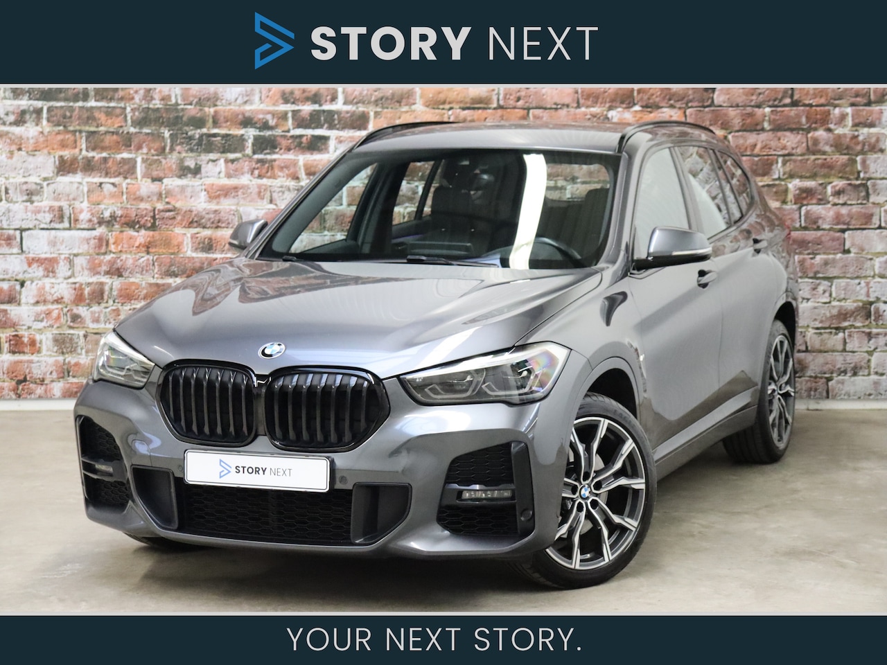 BMW X1 - sDrive20i High Executive M Sport Pakket Automaat / Head-Up Display / Achteruitrijcamera / - AutoWereld.nl