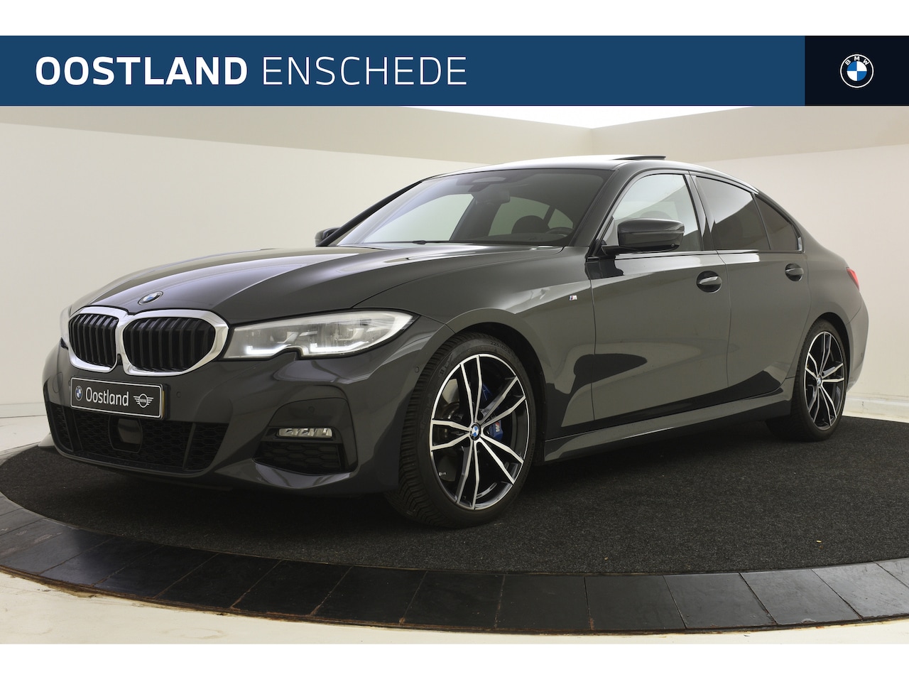 BMW 3-serie - 330i High Executive M Sport Automaat / Schuif-kanteldak / Sportstoelen / Parking Assistant - AutoWereld.nl