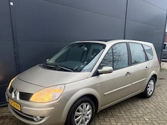 Renault Grand Scénic - 2, 0 Automaat/Airco/navi/bluetoo/cruise/trekhaak