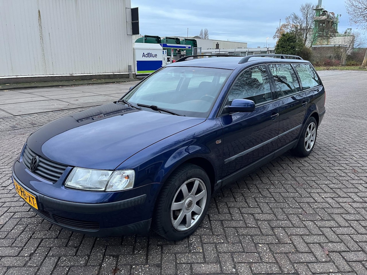 Volkswagen Passat Variant - 1.8-5V Trendline airco trekhaak - AutoWereld.nl