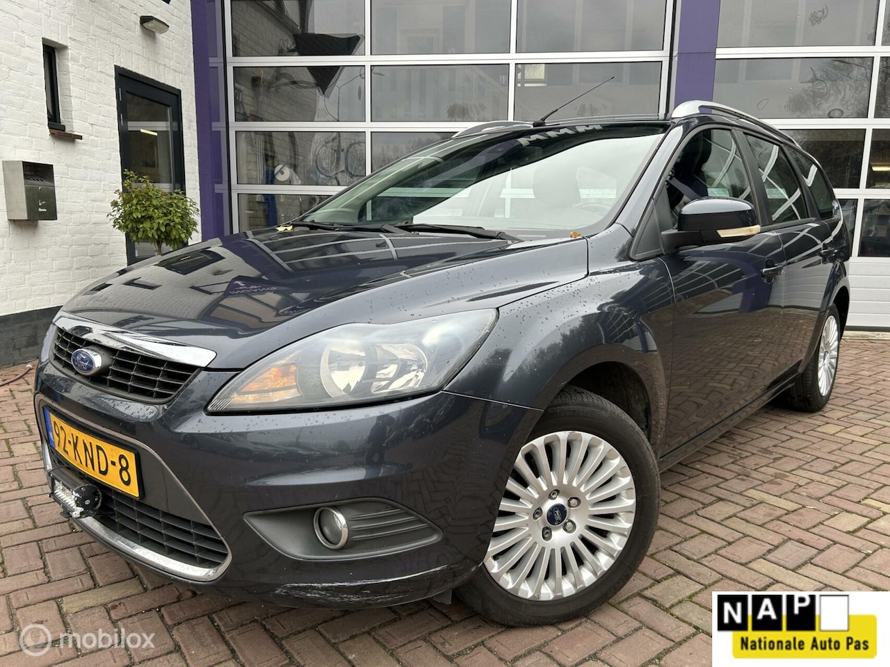 Ford Focus Wagon - 1.8 Trend * AIRCO * TREKHAAK * - AutoWereld.nl