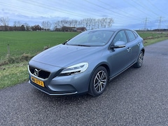 Volvo V40 - 2.0 D2 Kinetic TREKHAAK / ONDERHOUDSBOEKJE / LED / NAP !