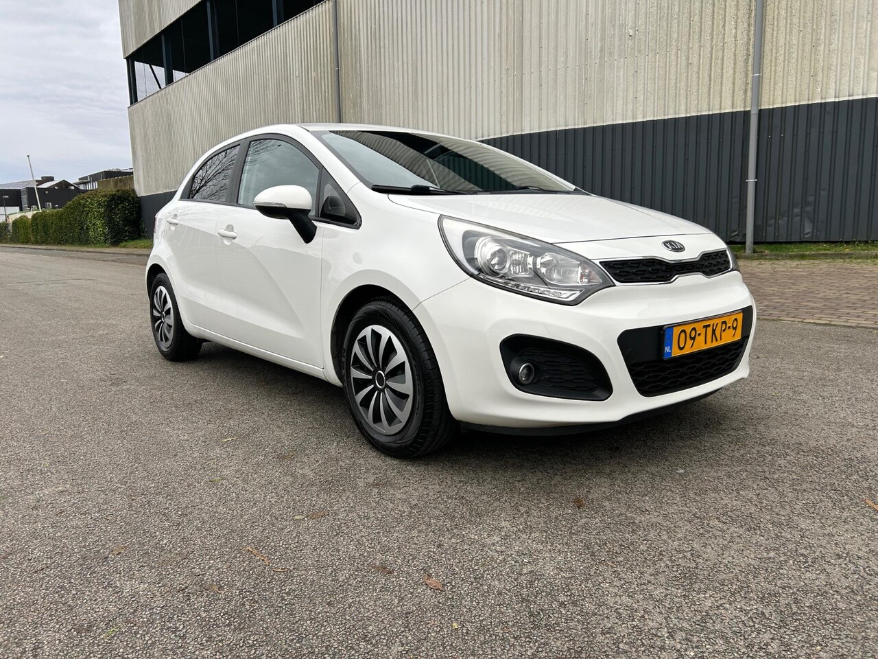 Kia Rio - 1.2 CVVT Plus Pack Top Onderhouden - AutoWereld.nl