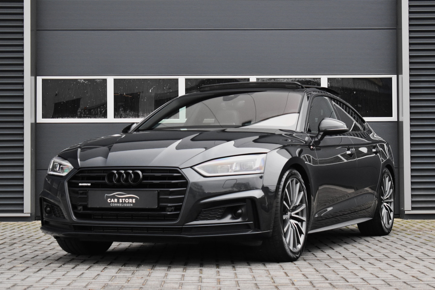 Audi A5 Sportback - 2.0 TFSI QUATTRO 252 PK / 3 X S-LINE / PANO / VIRTUAL / B&O / SFEERVERLICHTING / HUD / CAM - AutoWereld.nl