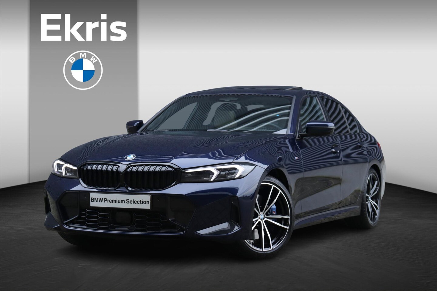 BMW 3-serie - Sedan 320i | High Executive | M Sportpakket Pro | Panodak | Driving Assistant Prof. | Trek - AutoWereld.nl