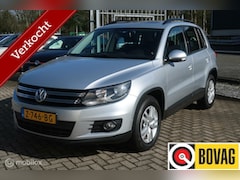 Volkswagen Tiguan - 1.4 TSI APPLE-CARPLAY, PANORAMADAK,