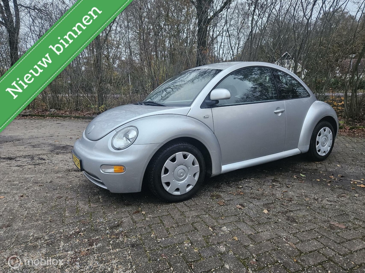 Volkswagen New Beetle - 2.0 Highline 2.0 Highline - AutoWereld.nl