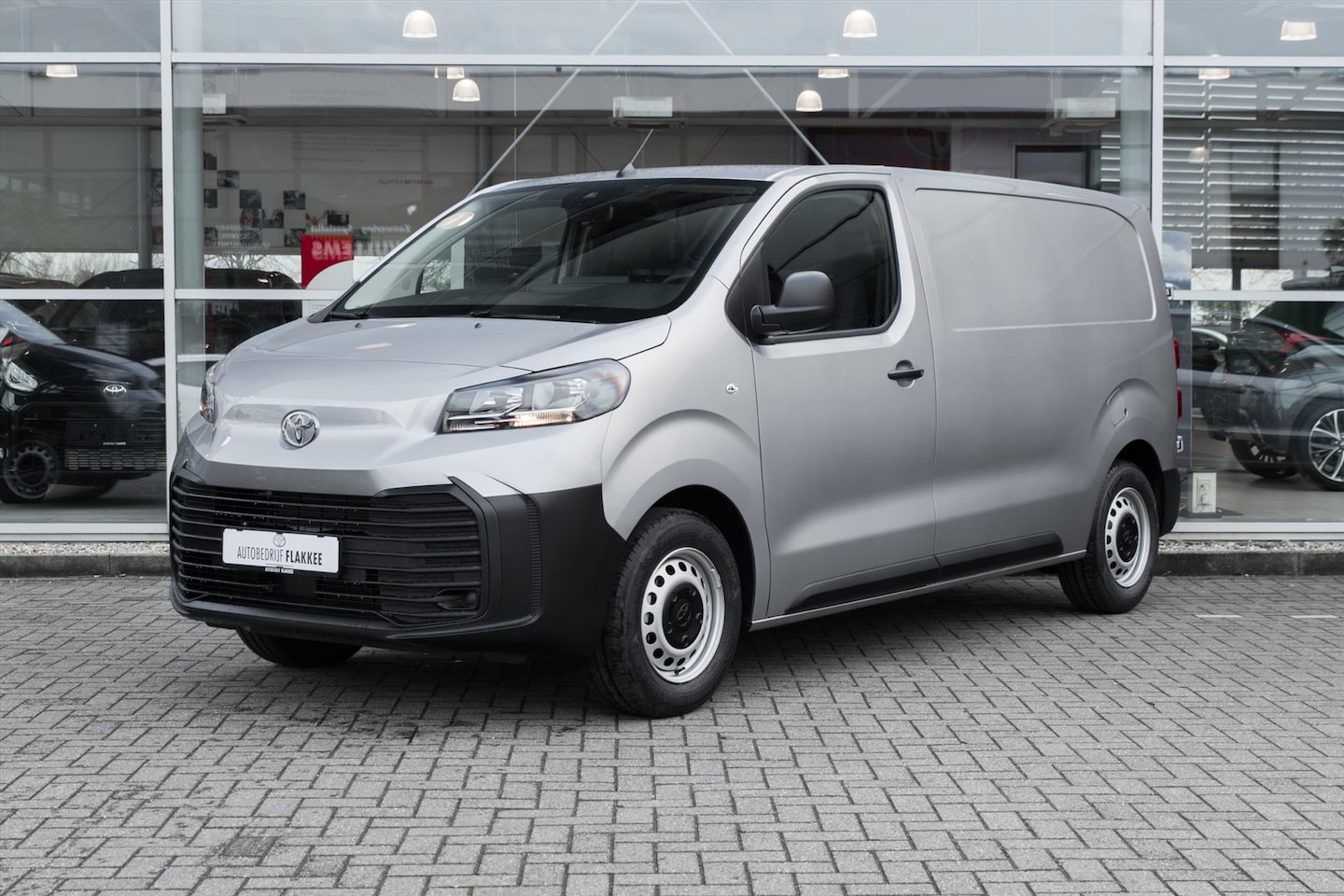 Toyota ProAce - 1.5 D-4D 120pk Challenger - AutoWereld.nl